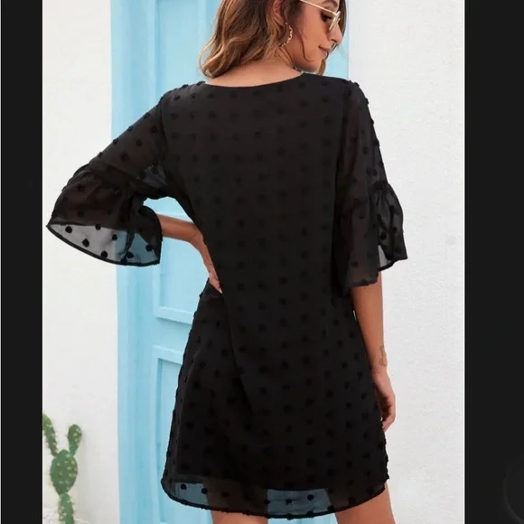Blooming Jelly Black Polka Dot Chiffon Shift Dress V-Neck Ruffle Lined Sz M - Picture 2 of 8